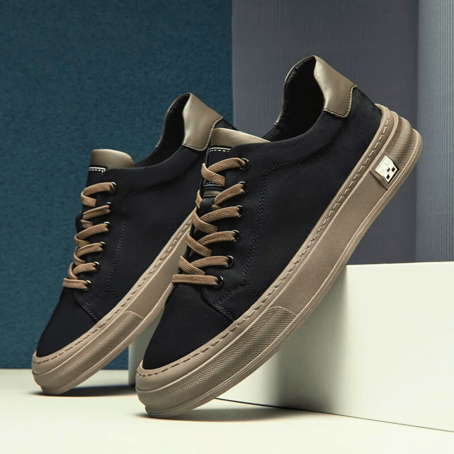 Jamie | Men’S Canvas Sneakers